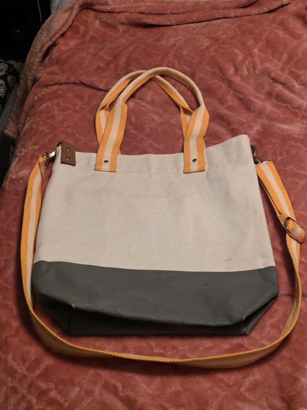 Tag & Crew Canvas Two-Tone Tote with Yellow-Orange Straps Guc